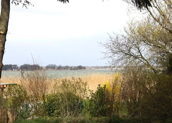 Hafen Eins Apartmán *